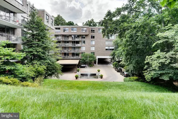 4100 CATHEDRAL AVE NW #512, Washington, DC 20016