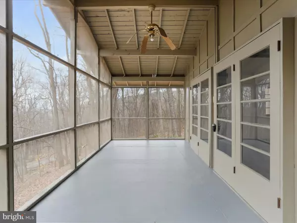 Front Royal, VA 22630,92 SHADY TREE LN