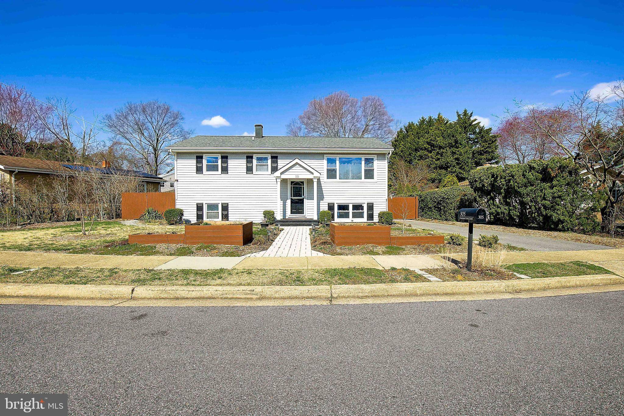 Annapolis, MD 21403,305 GARDEN GATE LN