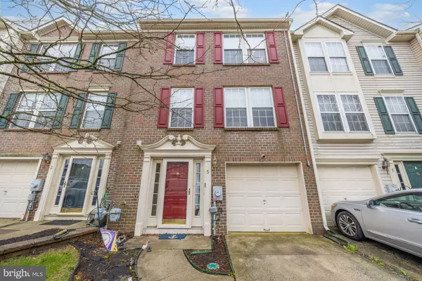 5 CLEMENS LN, Blackwood, NJ 08012