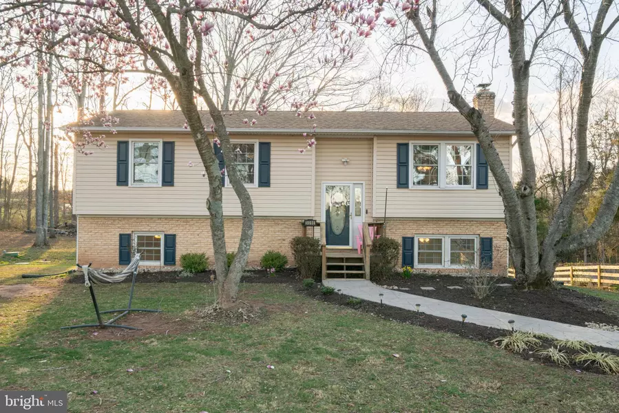 9898 PAR DR, Nokesville, VA 20181