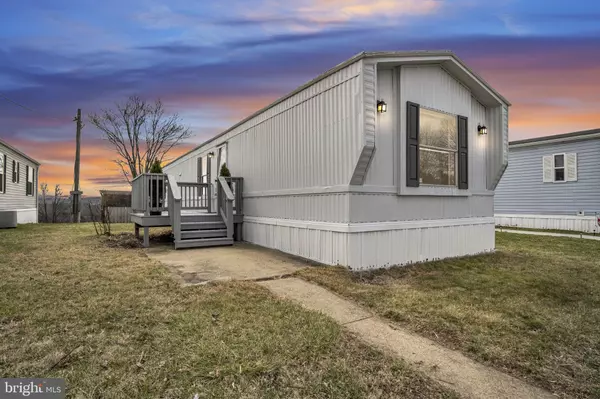 Carlisle, PA 17013,21 MARILYN DR