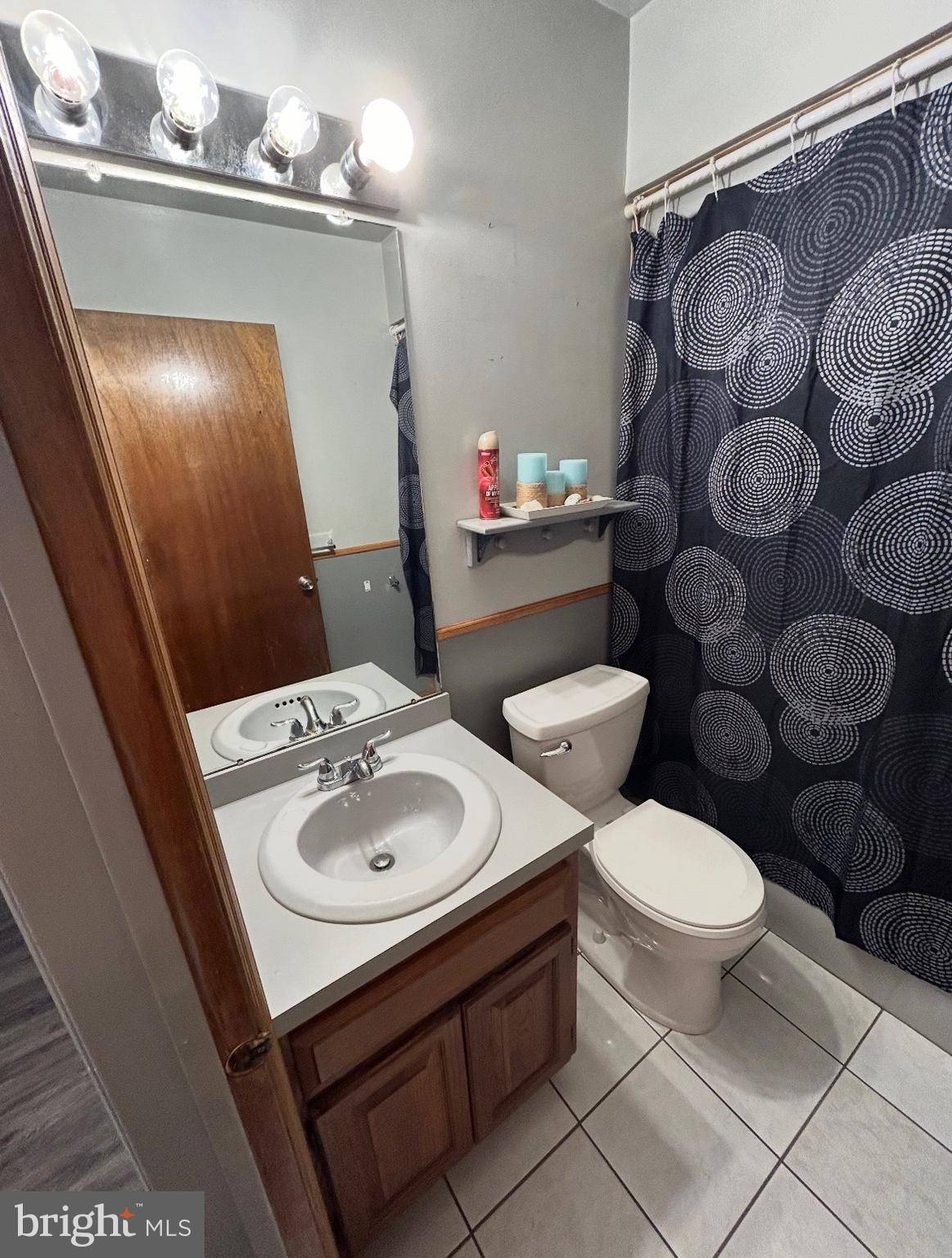 Hammonton, NJ 08037,425 PLEASANT ST E