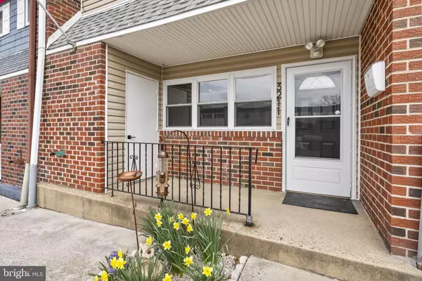 Philadelphia, PA 19154,3211 FAIRDALE RD