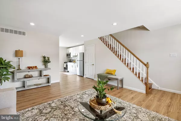 Philadelphia, PA 19154,3211 FAIRDALE RD