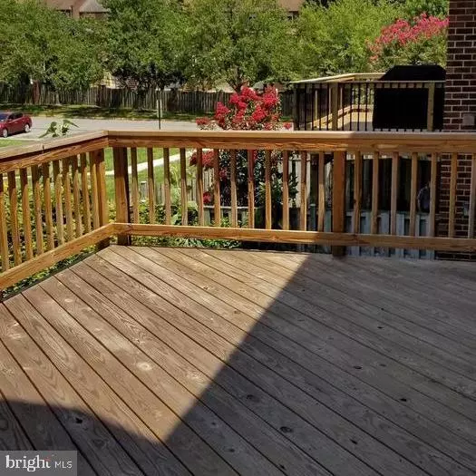 Oakton, VA 22124,10210 BALTUSROL CT