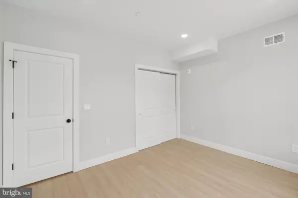 Philadelphia, PA 19122,518 W SUSQUEHANNA AVE