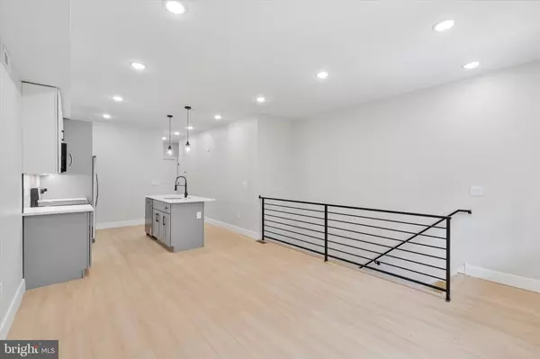 Philadelphia, PA 19122,518 W SUSQUEHANNA AVE