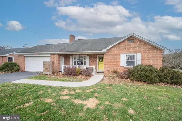 Seven Valleys, PA 17360,107 CHURCH ST