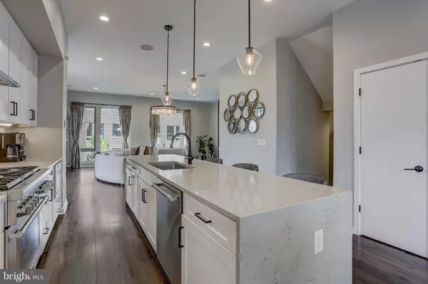Philadelphia, PA 19125,3200 PARKVIEW WALK