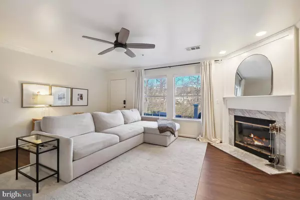 Rockville, MD 20852,5704 CHAPMAN MILL DR #2006/300