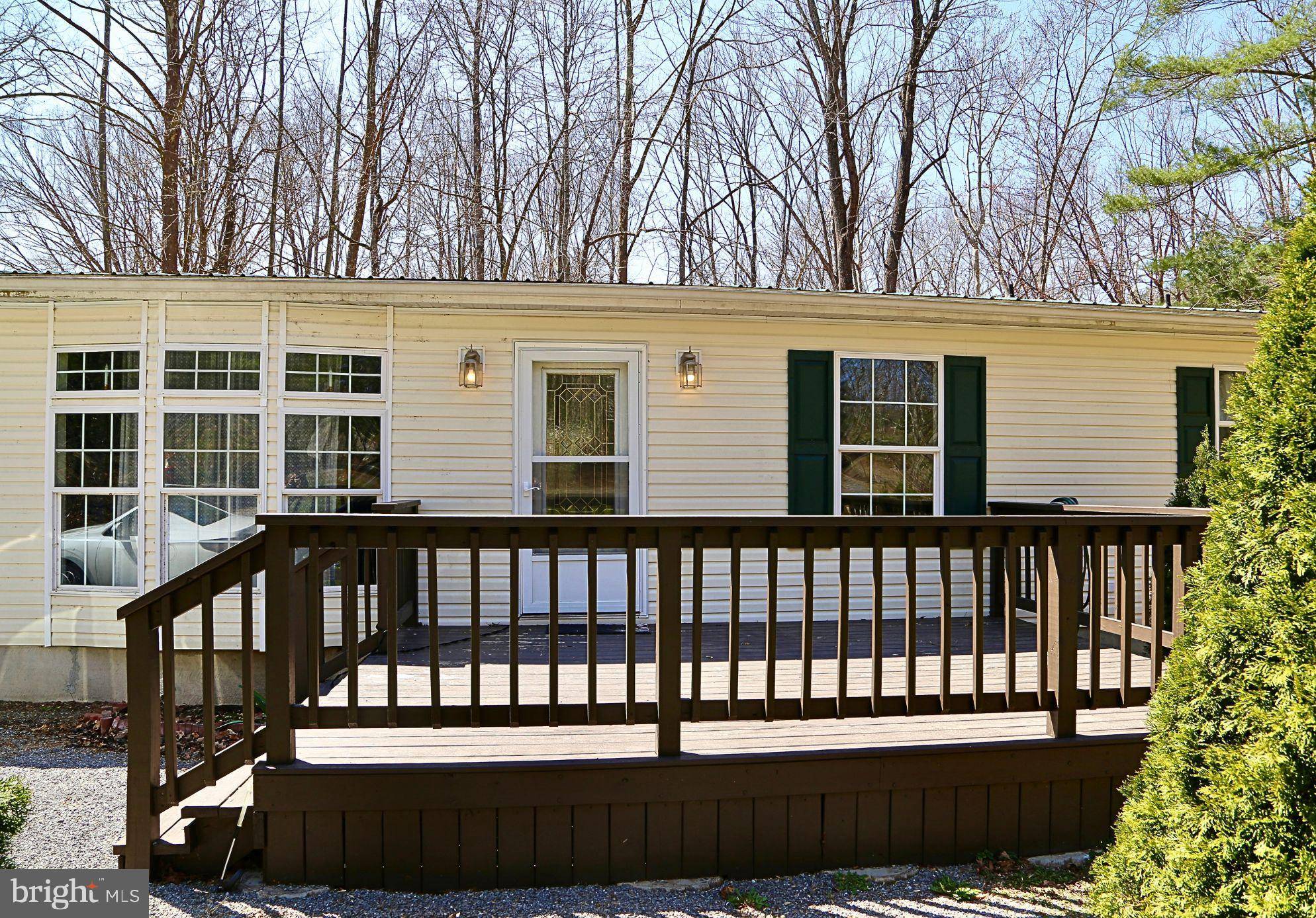 Wardensville, WV 26851,21288 STATE ROAD 55