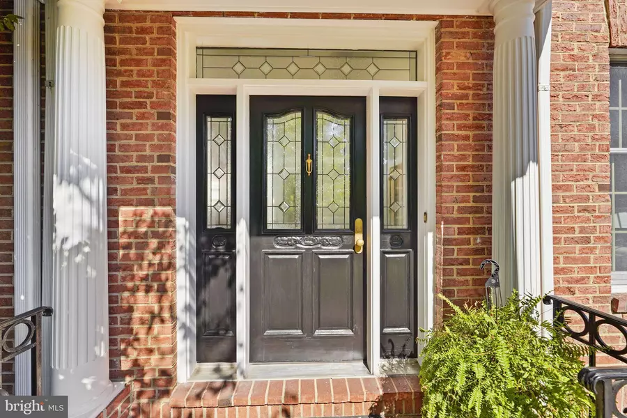 1501 MCLEAN CORNER LN, Mclean, VA 22101