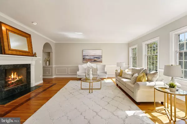 Mclean, VA 22101,1501 MCLEAN CORNER LN