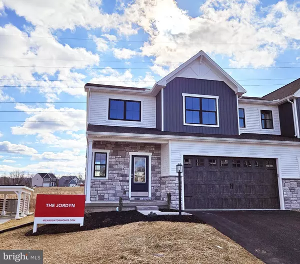 664 BRITTANY DR, Mechanicsburg, PA 17055