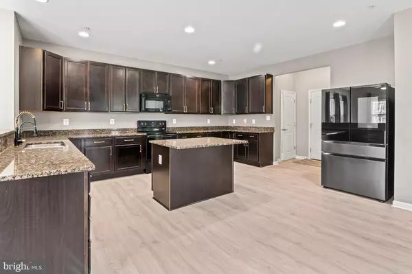 Street, MD 21154,926 COEN RD