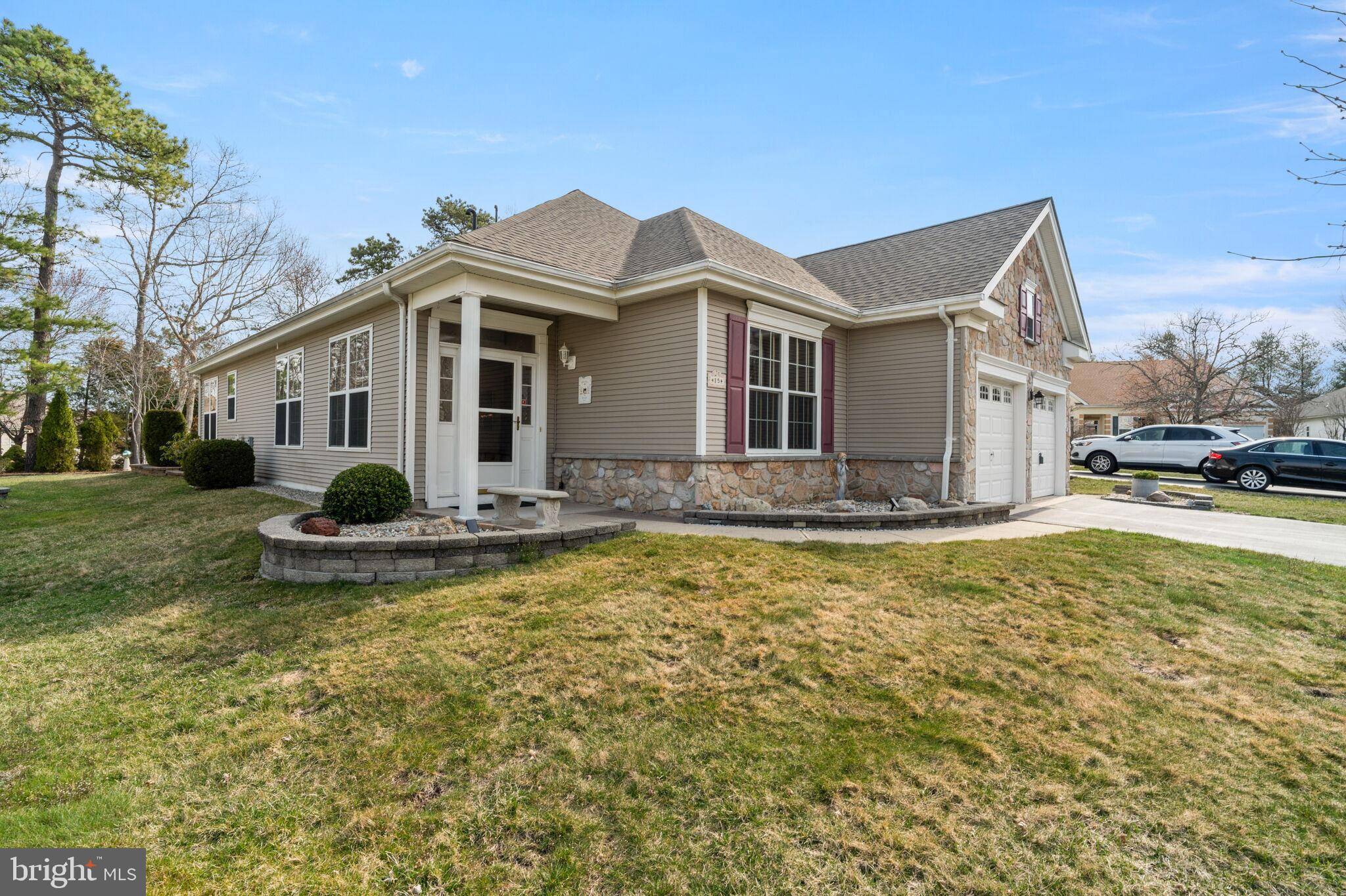 Barnegat, NJ 08005,15 HEADWATERS PL