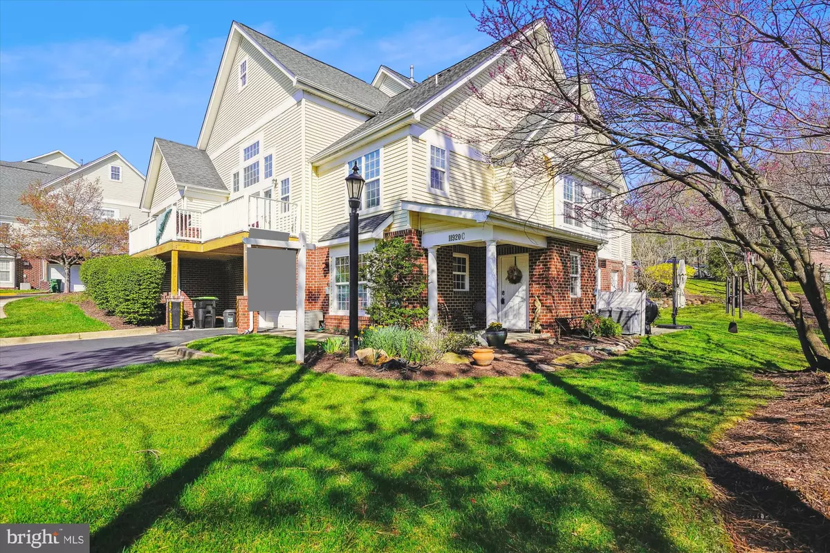 Gaithersburg, MD 20878,11920 DARNESTOWN RD #V-4-C