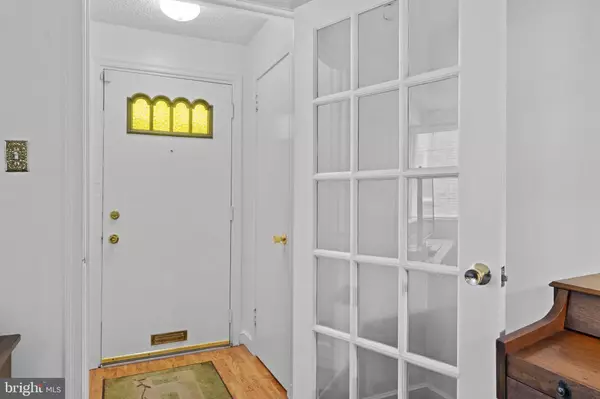 Philadelphia, PA 19119,1328 YERKES ST