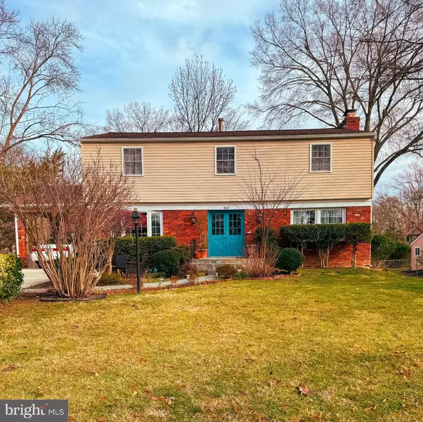 8647 BRADDOCK AVE, Alexandria, VA 22309