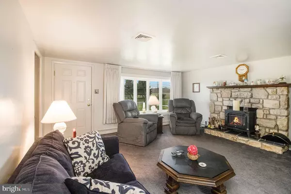 Souderton, PA 18964,447 ALLENTOWN RD