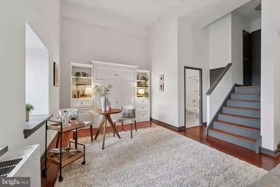219-29 S 18TH ST #713, Philadelphia, PA 19103