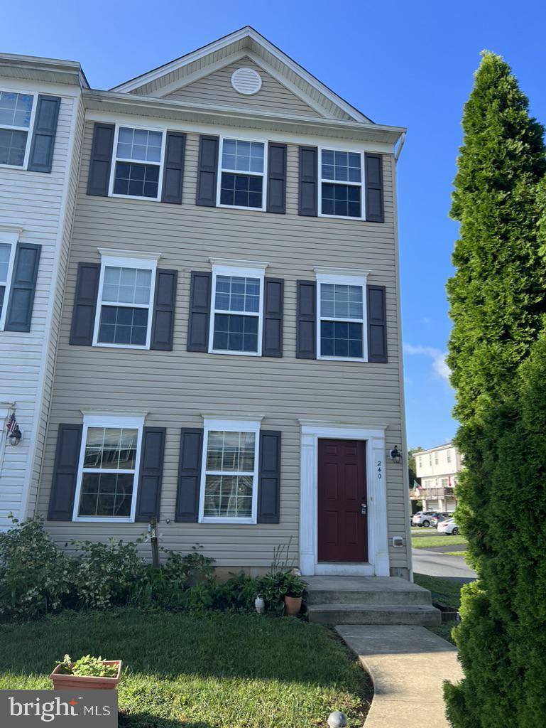 240 ELLIOT, Lancaster, PA 17603
