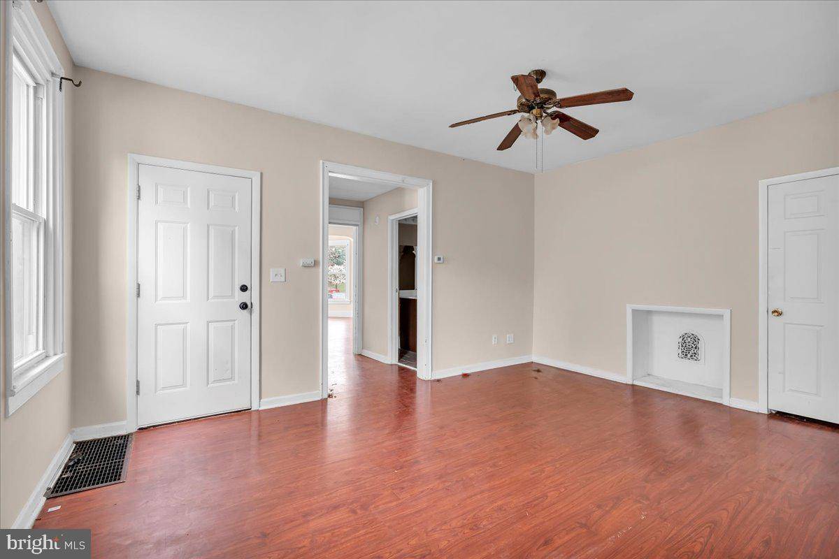 Woodbury, NJ 08096,204 HUNTER ST