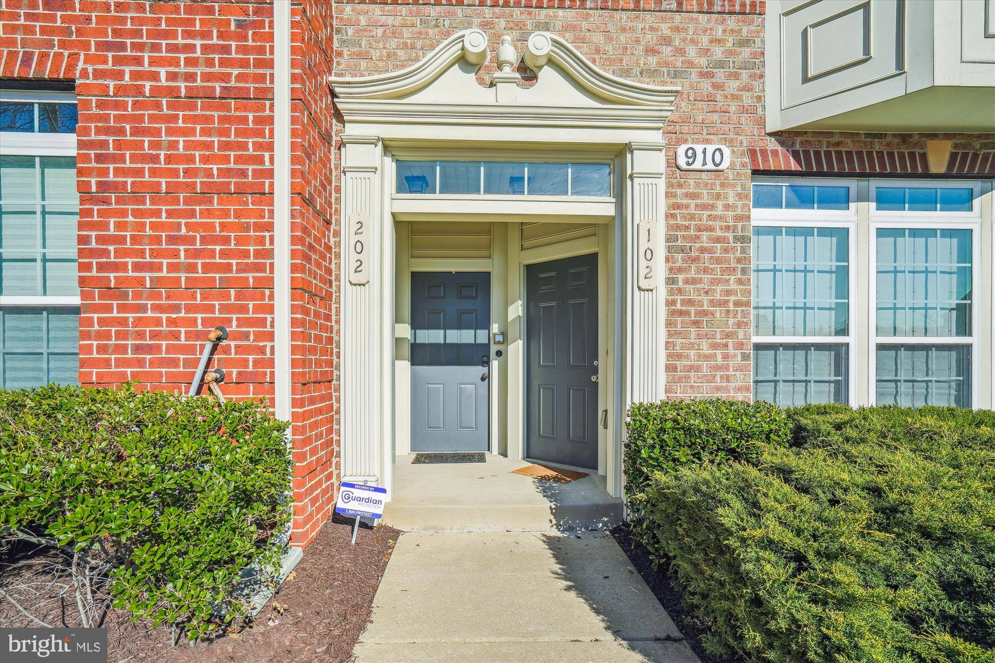 Bowie, MD 20721,910 HALL STATION DR #202