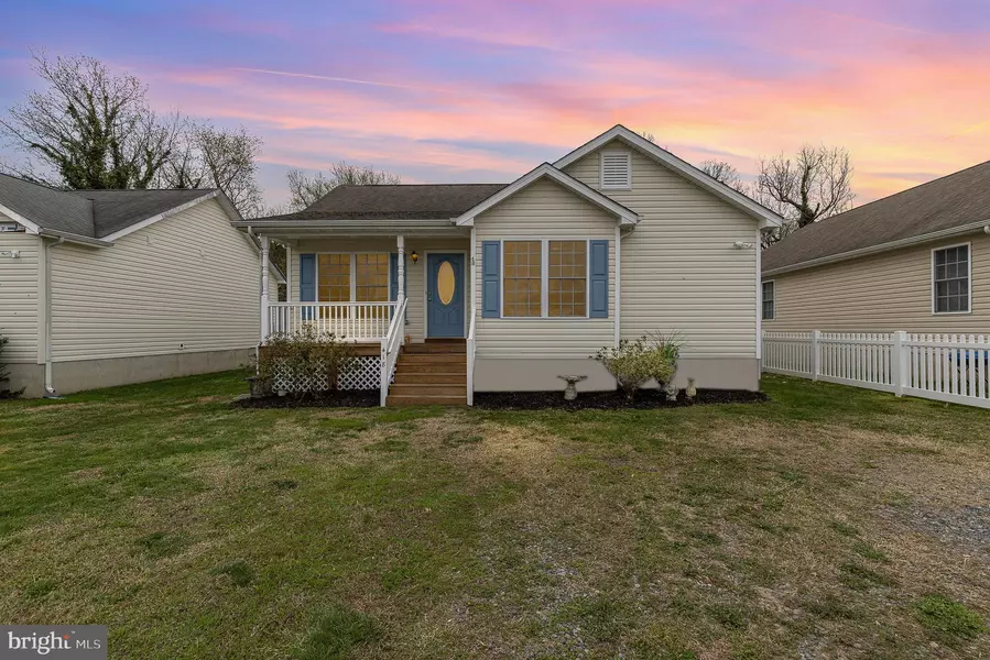 418 LINCOLN AVE, Colonial Beach, VA 22443