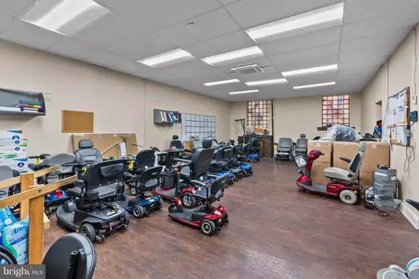 Philadelphia, PA 19134,2814-18 E ALLEGHENY AVE #1ST FLOOR