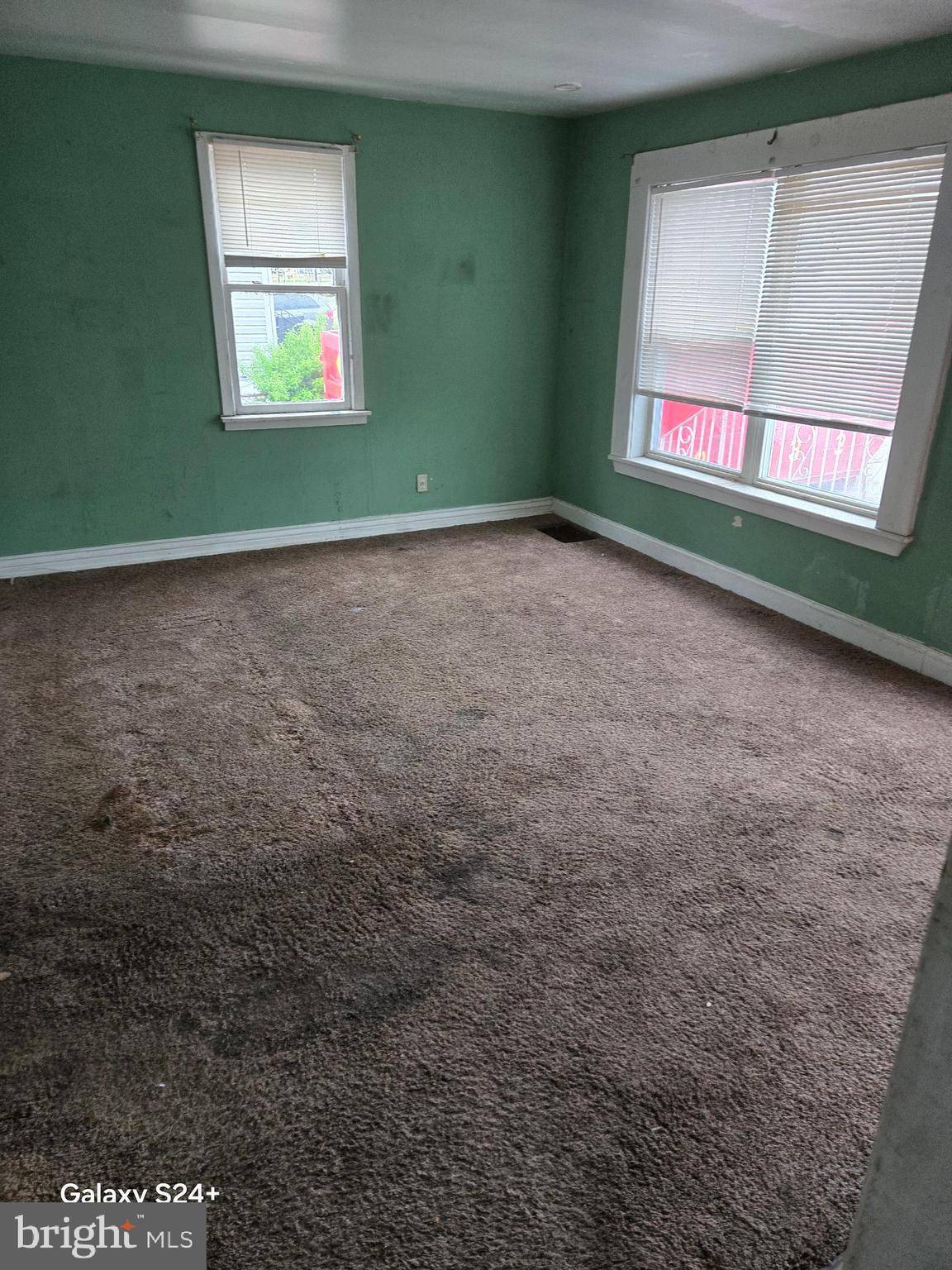 Paulsboro, NJ 08066,255 ELIZABETH AVE