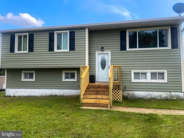 47 MAPLE SHADE, Elmer, NJ 08318