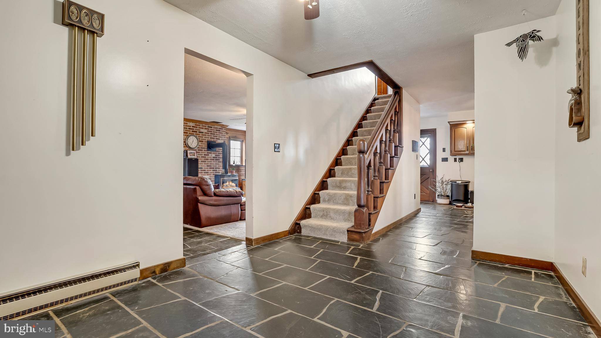Lenhartsville, PA 19534,332 BLUE ROCKS RD