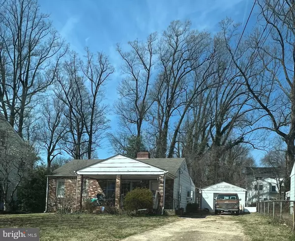 1018 SPRUCE ST,  Falls Church,  VA 22046