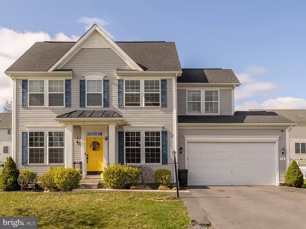 74 ENVOY CT, Inwood, WV 25428