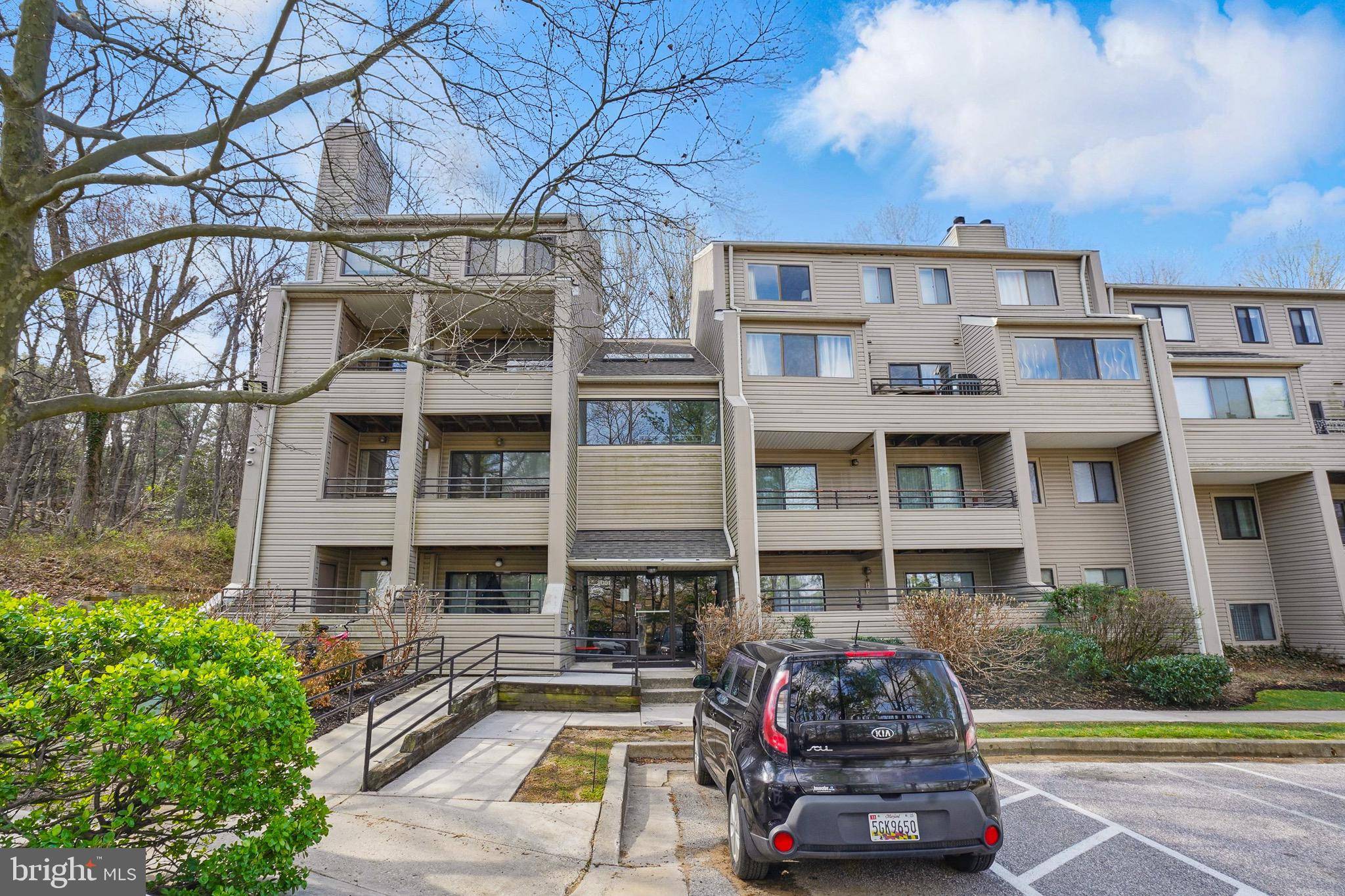 Owings Mills, MD 21117,8001-B GREENSPRING WAY #B