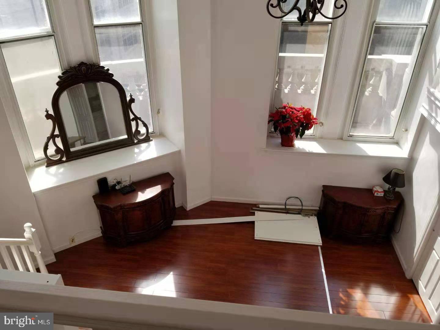 Philadelphia, PA 19107,1001-13 CHESTNUT ST #403E
