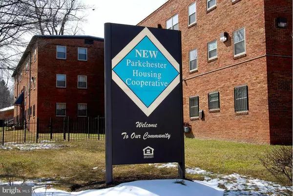 2642 BIRNEY PL SE #202, Washington, DC 20020