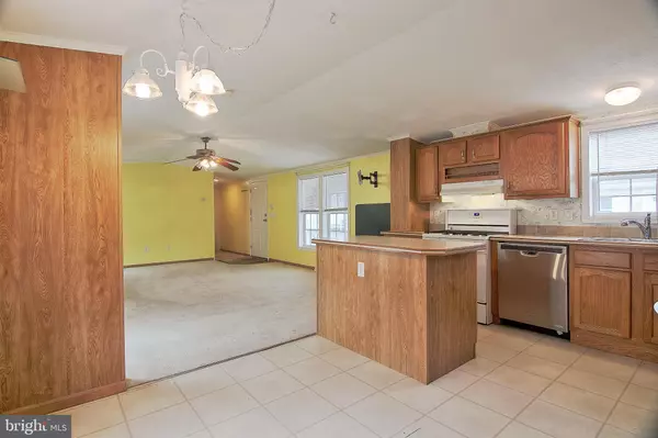 Green Lane, PA 18054,504 MAPLE DR