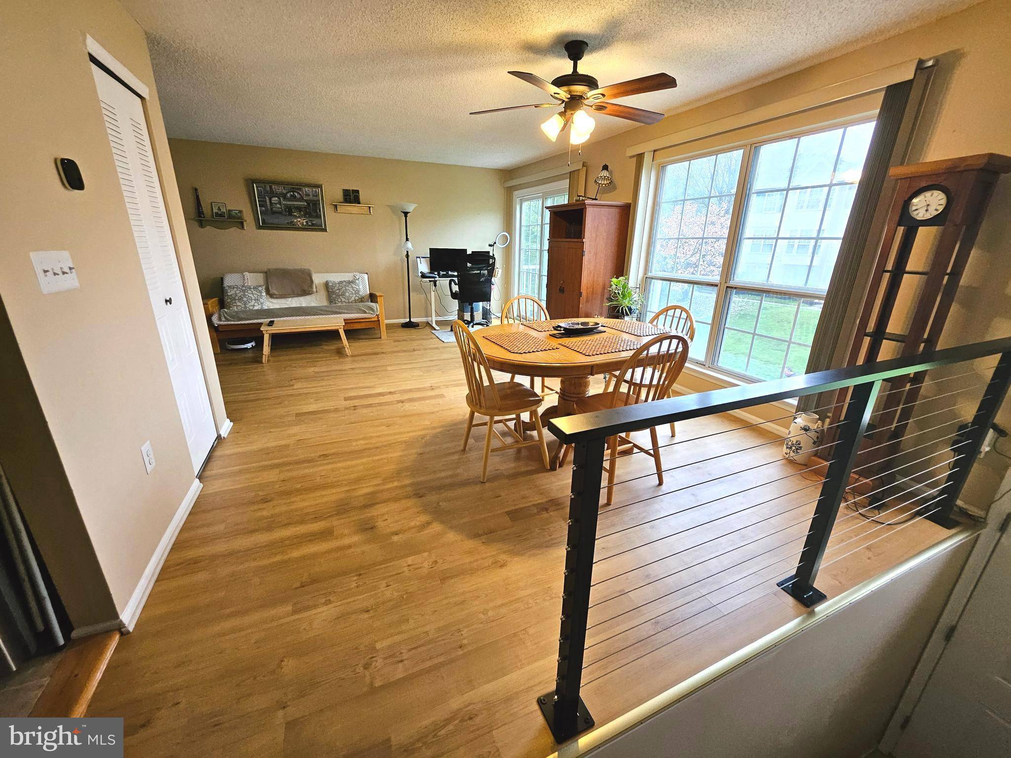 Hamilton, NJ 08619,71 CHAMBORD CT