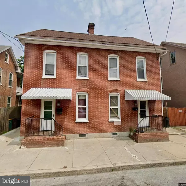227-231 E WASHINGTON STREET, Chambersburg, PA 17201