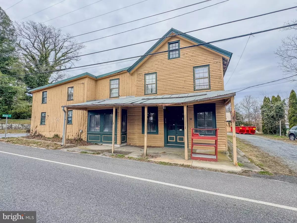 Alloway, NJ 08001,37 N GREENWICH ST