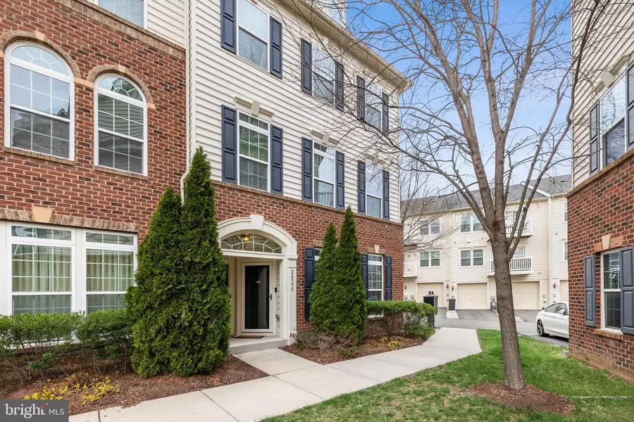 24590 JOHNSON OAK TER, Sterling, VA 20166