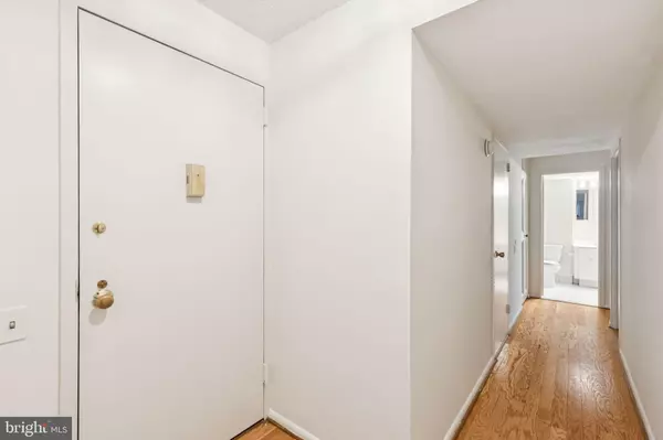 Philadelphia, PA 19102,1420 LOCUST ST #6Q