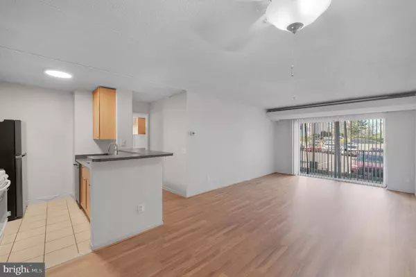 Alexandria, VA 22304,60 S VAN DORN ST #116