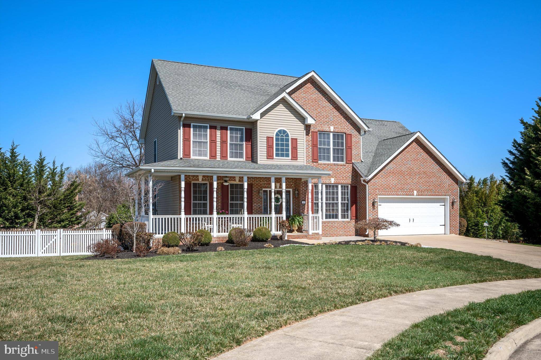 121 CARNMORE DR, Winchester, VA 22602