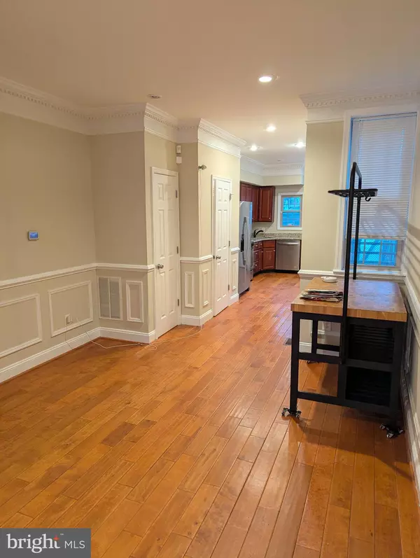 Baltimore, MD 21213,1408 E OLIVER ST