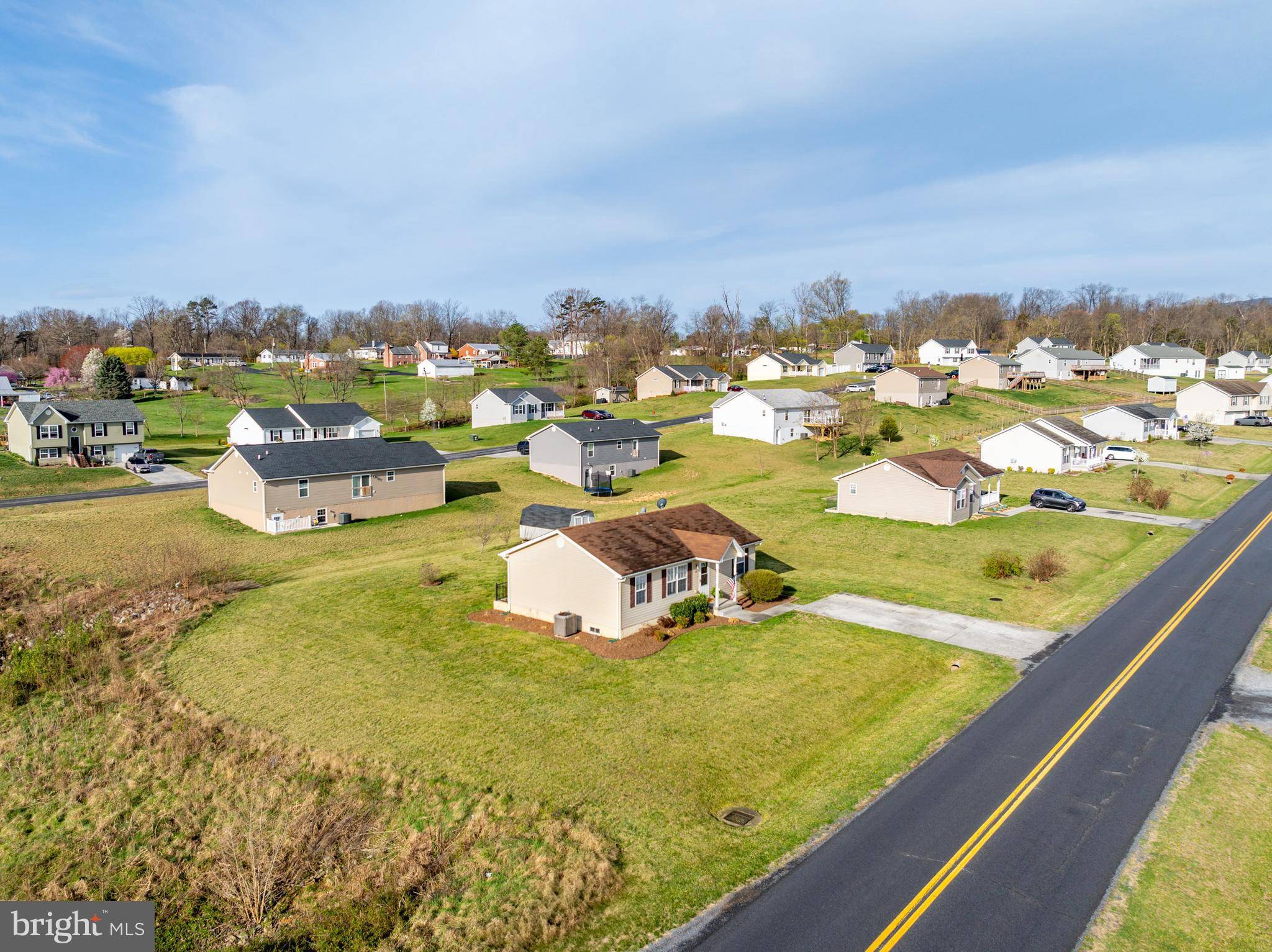 Maurertown, VA 22644,115 FEHR LN