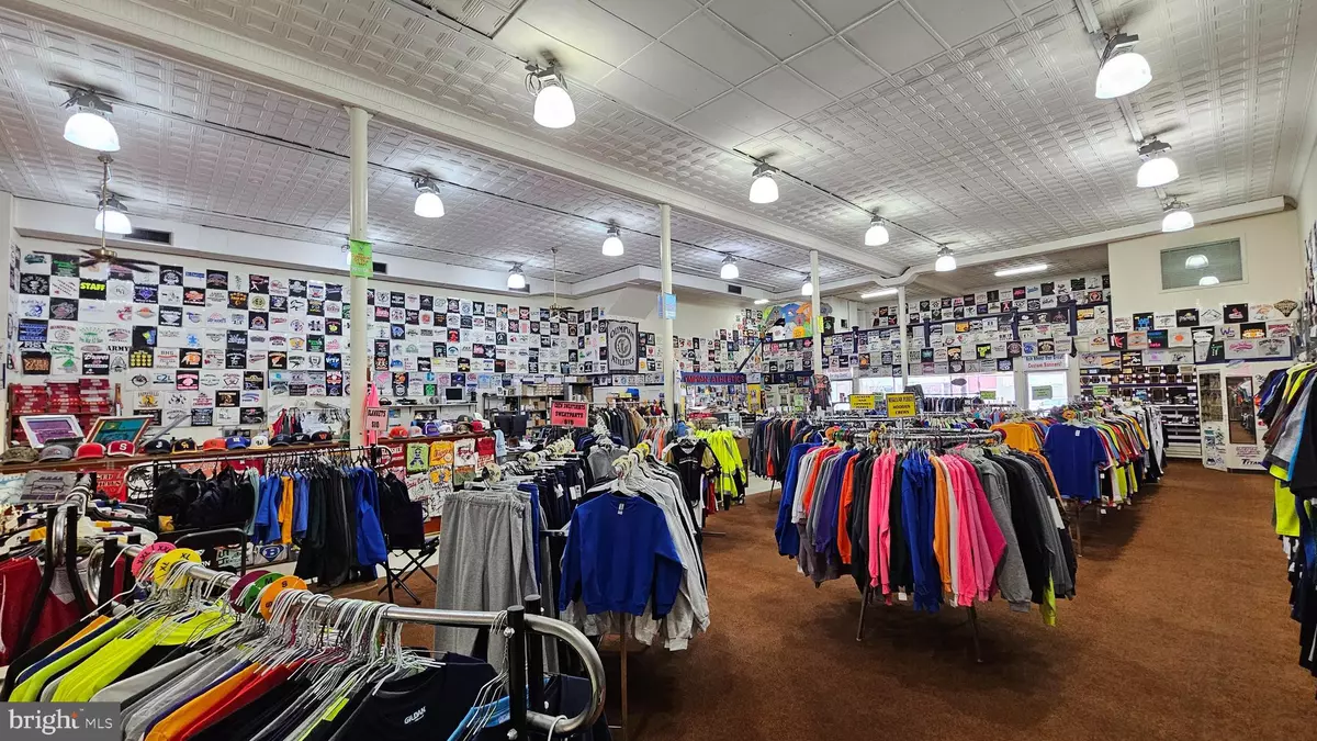 Waynesboro, PA 17268,55 W MAIN ST